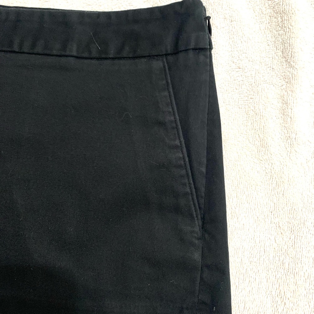 Express Mid Rise Shorts - Picture 2 of 5